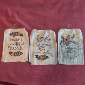 Primitives by Kathy Inspirational Floral kitchen Towel set